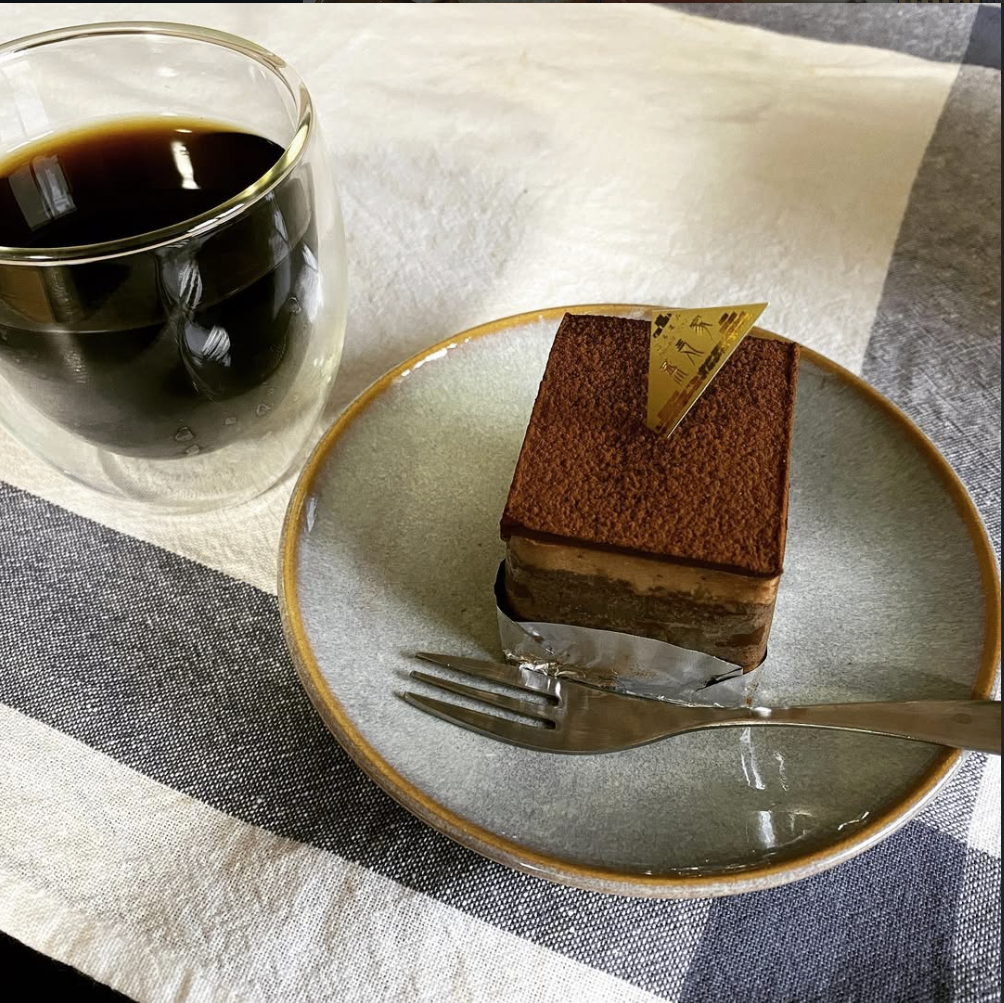ショコラのキューブケーキ